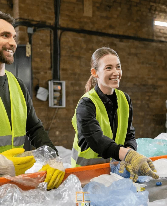 Çevresel Bilinç Üzerine Disiplinler Arası Çalışmalar: Eğitim, Medya ve Atık Yönetiminin Etkileri